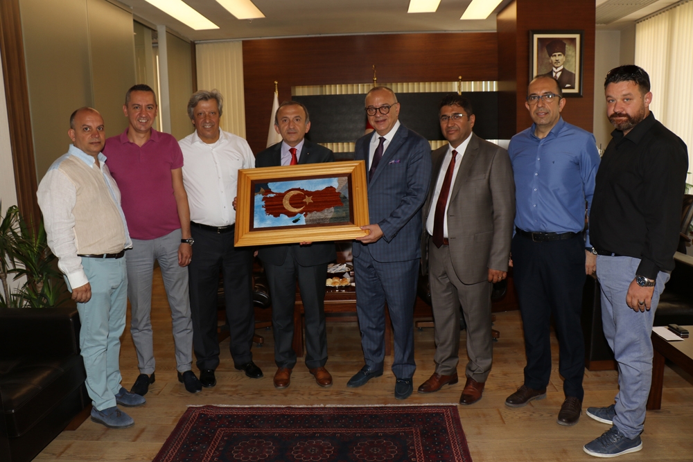 Büyükşehir Belediye Başkanı Cengiz Ergün Odamızı Ziyaret Etti