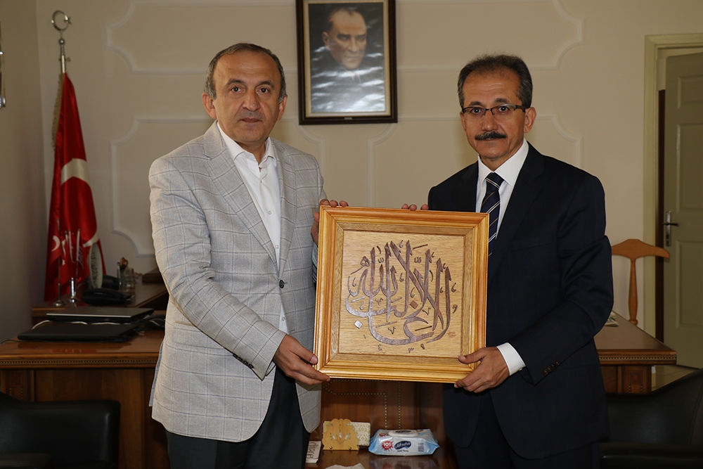 Manisa İl Müftüsü Sayın Sinan Cihan’ı Makamında Ziyaret Ettik