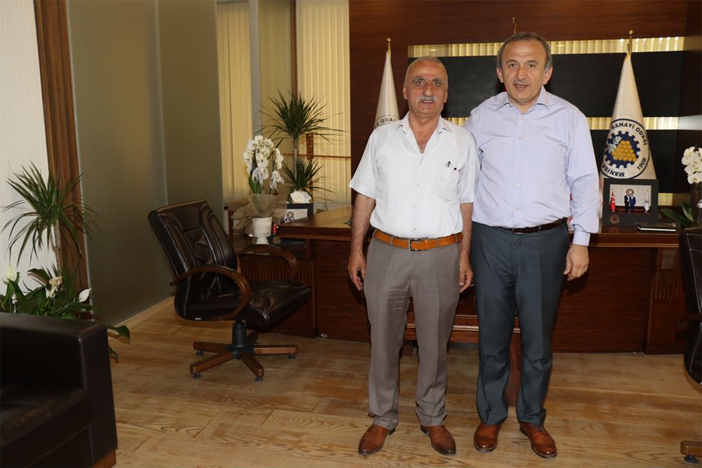 Manisalı İş İnsanı Sayın Kemal Çakıroğlu Tebrik Ziyaretinde Bulundular
