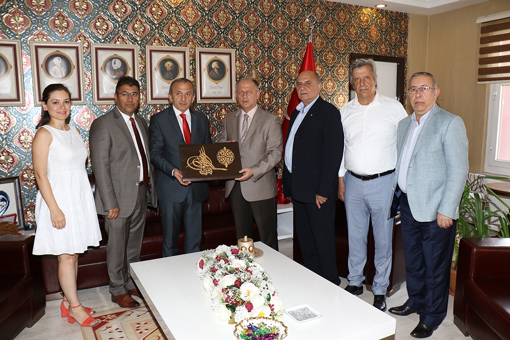 Şehzadeler Kaymakamı Sayın İsmail Çorumluoğlu’nu Makamında Ziyaret Ettik