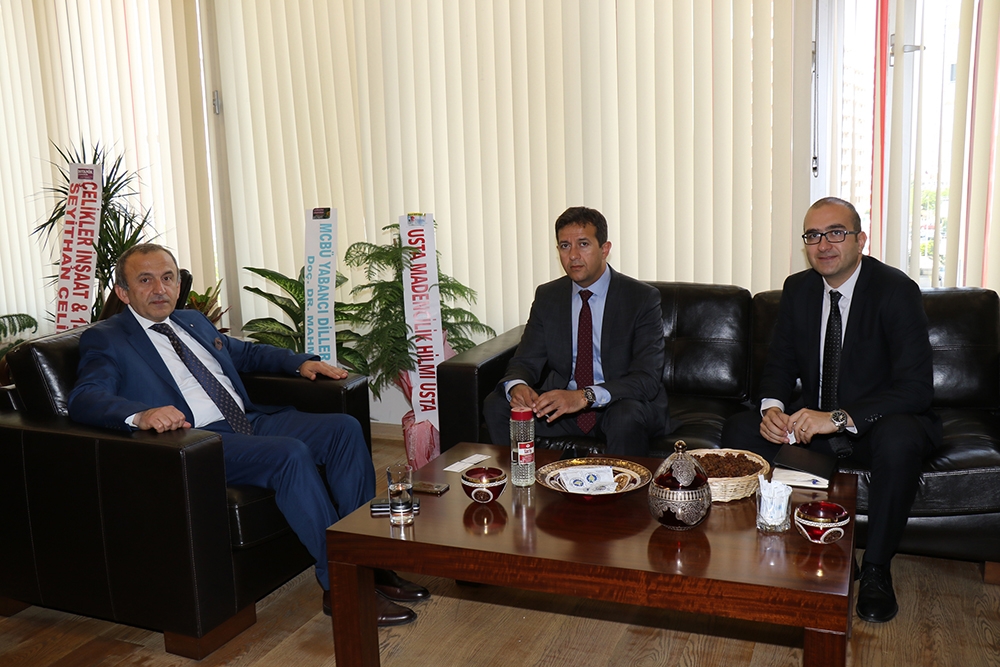 vakifbank_manisa_sube_muduru_sayin_huseyin_tercan_ve_kobi_portfoy_yoneticisi_sayin_emrah_findikoglu_hayirli_olsun_ziyaretinde_bulundular