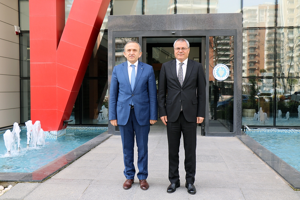 Valimiz Ahmet Deniz’e Teşekkürlerimizi Sunarız
