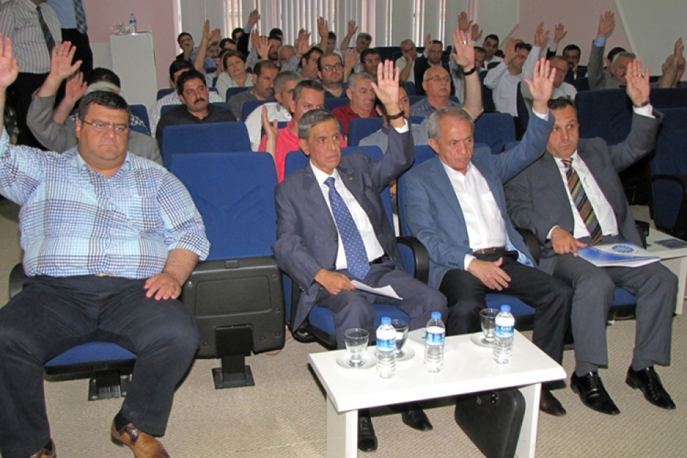 Yeni Meclis İlk Toplantısını Yaptı