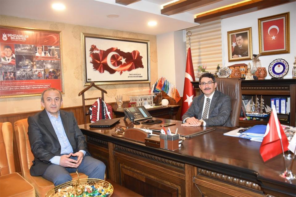 Yönetim Kurulu Başkanımız Sayın Mehmet Yılmaz, Şehzadeler Belediye Başkanı Sayın Ömer Faruk Çelik’i Makamında Ziyaret Etti