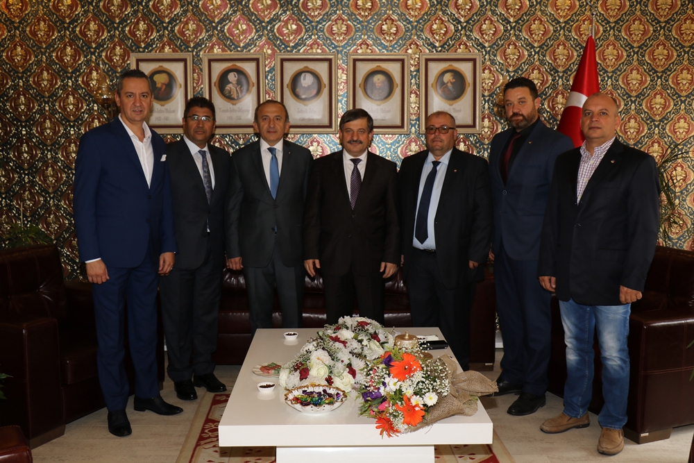 Yönetim Kurulumuz Şehzadeler Kaymakamı Hüsnü Kansız’ı Ziyaret Etti